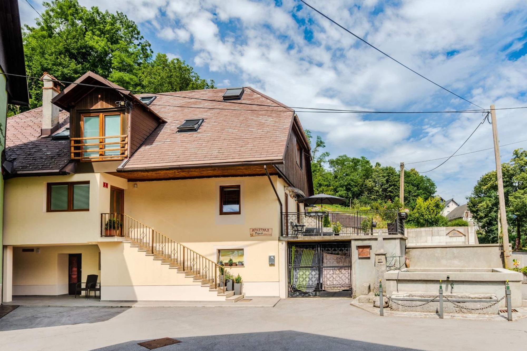 Apartmaji Mausi بوويتش المظهر الخارجي الصورة