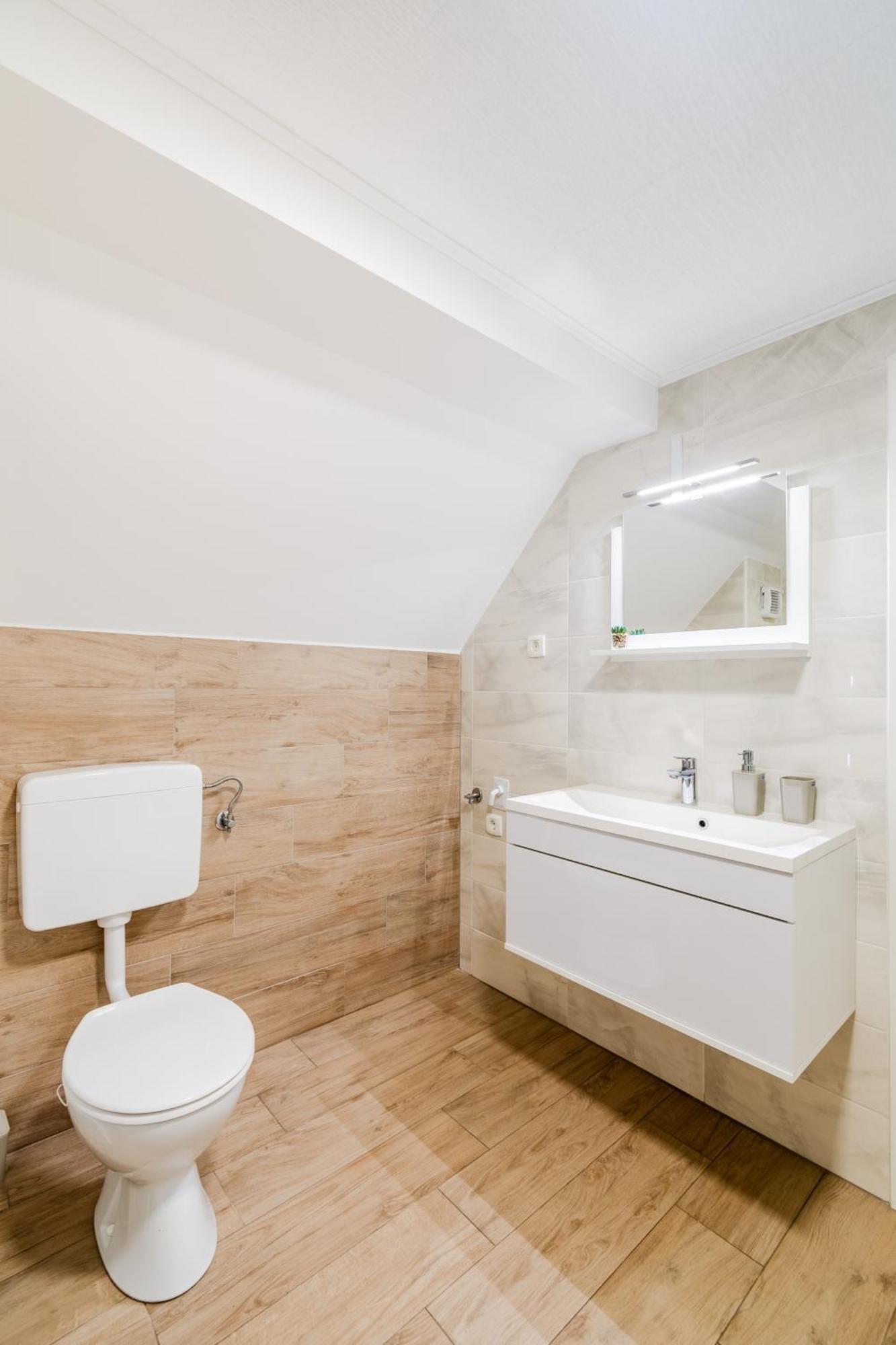 Apartmaji Mausi بوويتش المظهر الخارجي الصورة