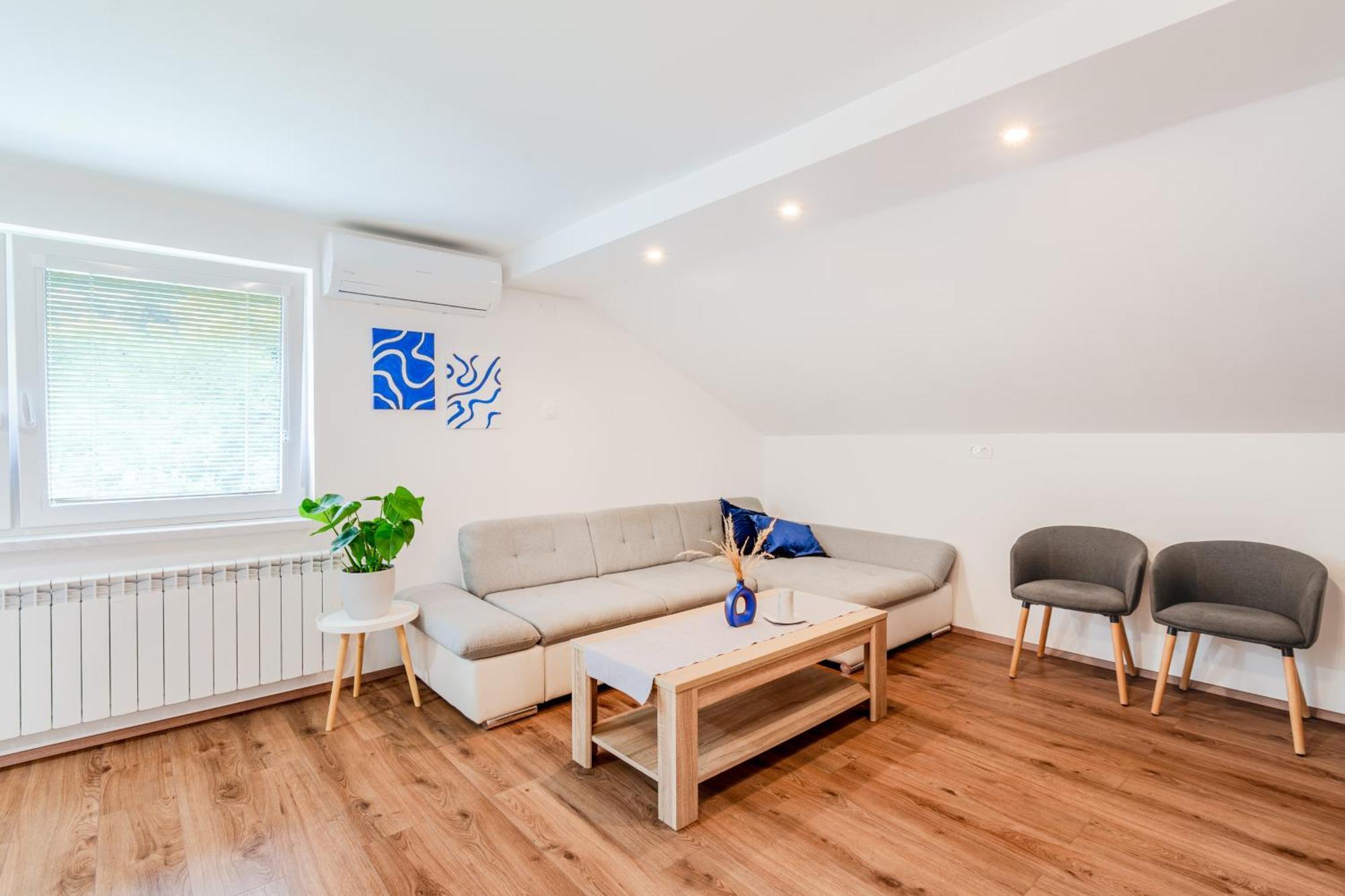 Apartmaji Mausi بوويتش المظهر الخارجي الصورة
